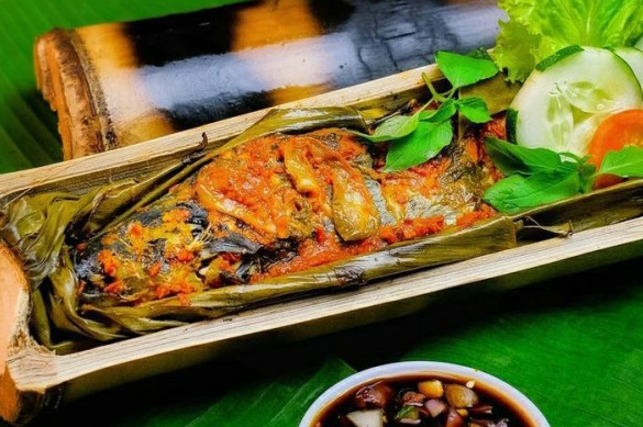 Pepes Ikan Patin Bakar