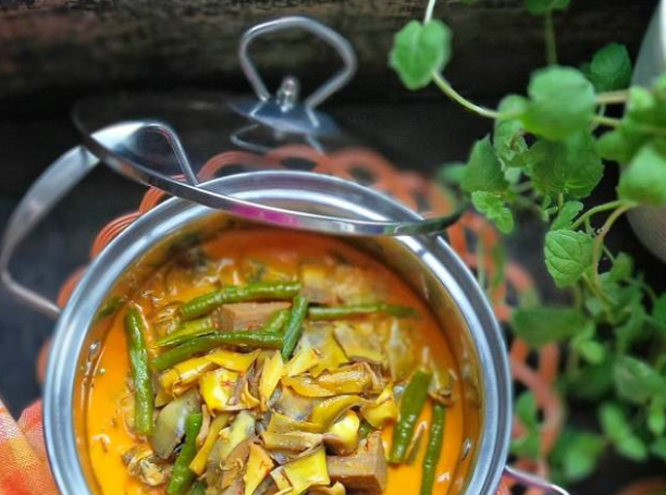 Gulai Jantung Pisang Terong dan Kacang Panjang